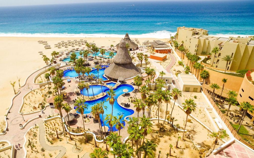 Sandos Finisterra resort in Cabo San Lucas